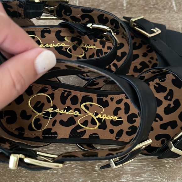 Jessica Simpson heels - Picture 7 of 8